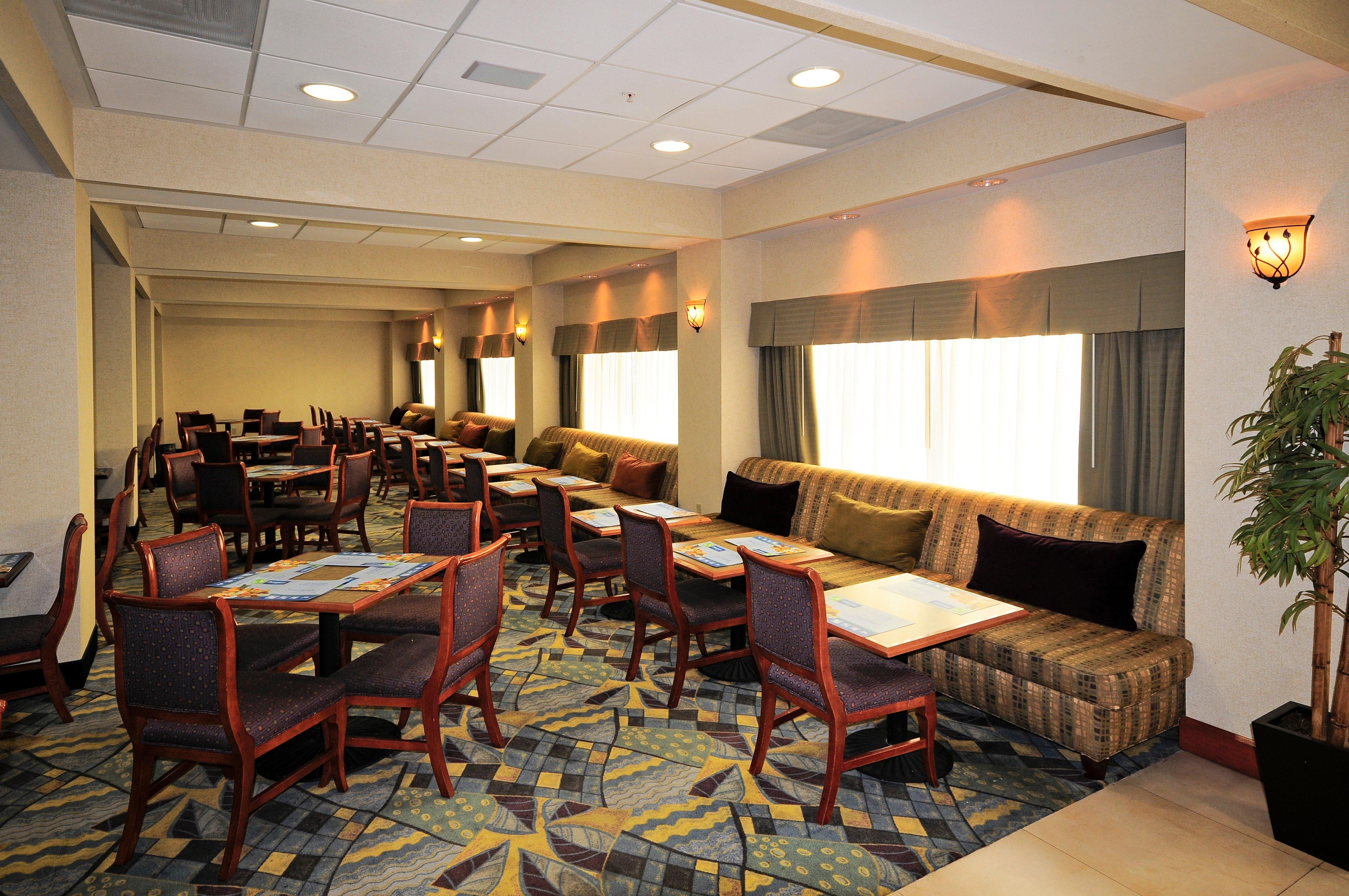 Holiday Inn Express & Suites Toluca Zona Aeropuerto By Ihg Extérieur photo