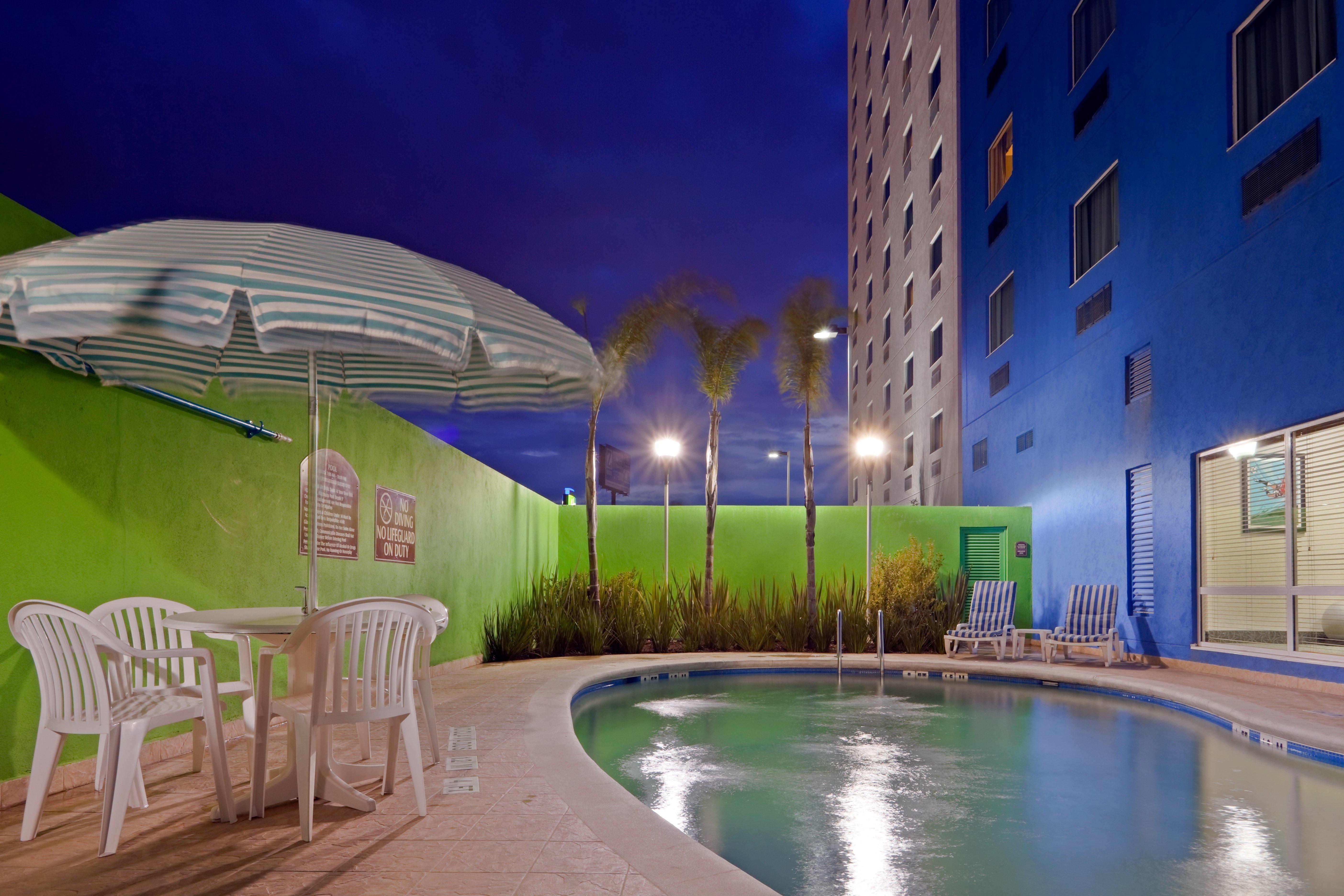 Holiday Inn Express & Suites Toluca Zona Aeropuerto By Ihg Extérieur photo