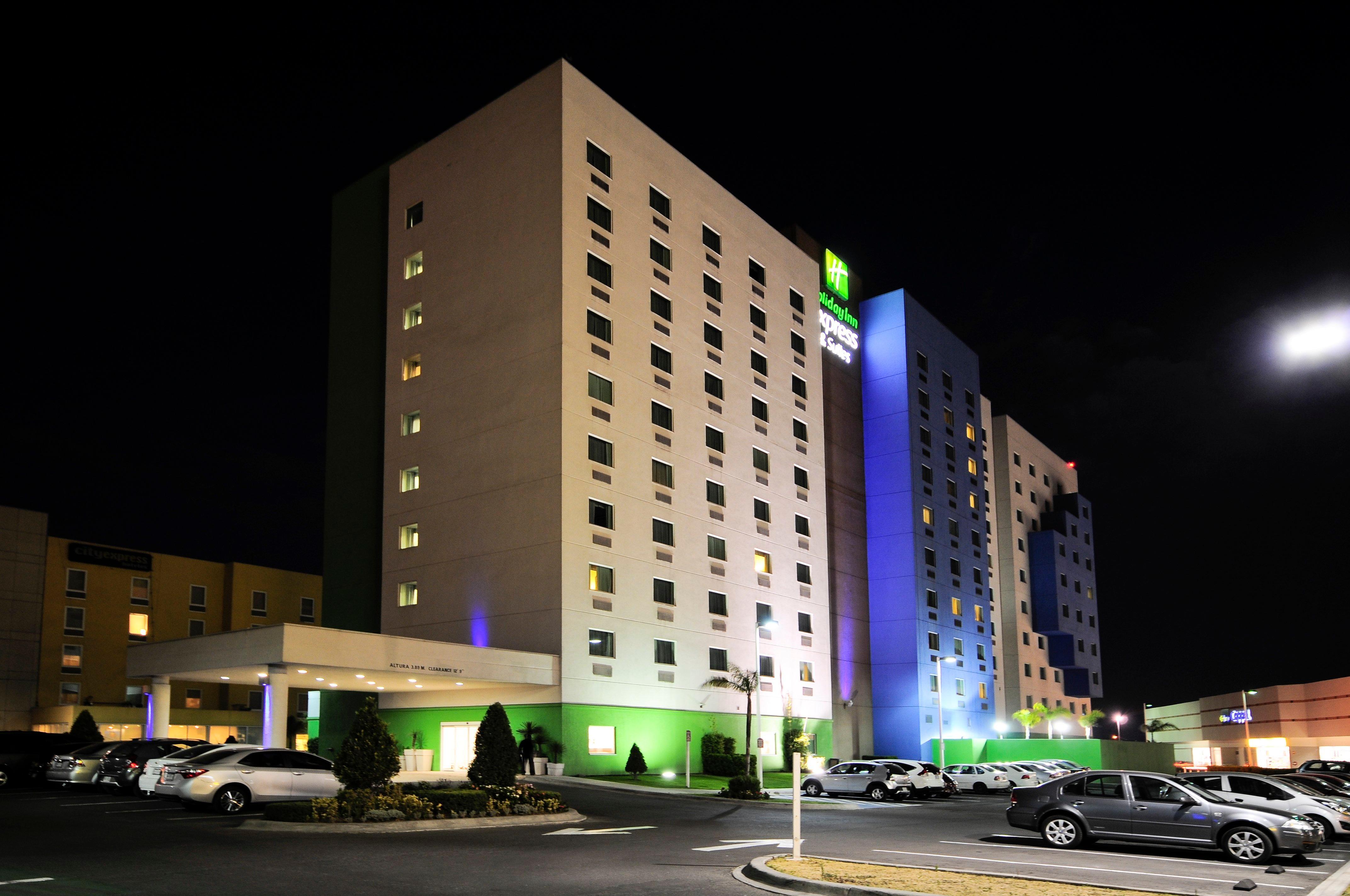 Holiday Inn Express & Suites Toluca Zona Aeropuerto By Ihg Extérieur photo